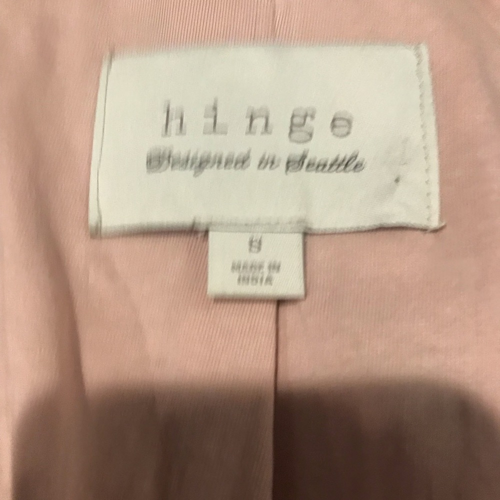 Hinge blush/beige quilted leather jacket with zip front. - Picture 6 of 7